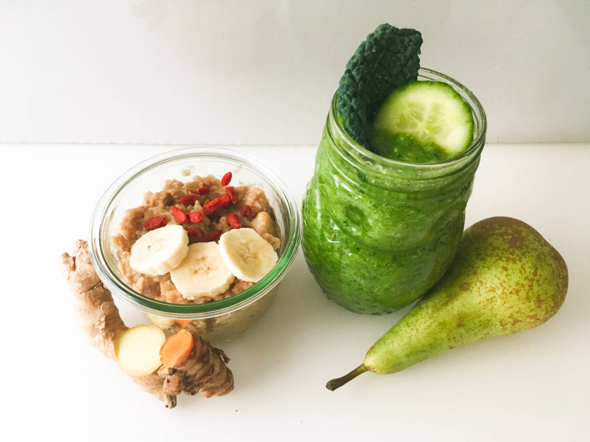 Nutrient dense healthy food - Green smoothie - Ginger and turmeric cold busting smoothie - Oats with goji berries