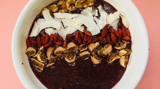 nutrient dense, healthy acai smoothie bowl