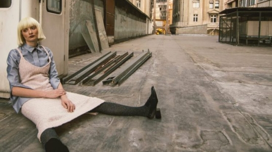 ovrwhelmed by negative emotions