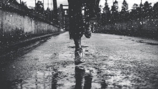 running woman, goal setting mindset